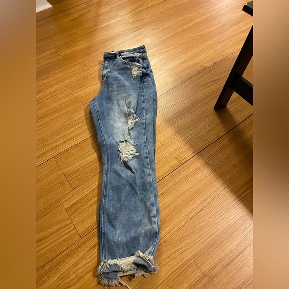 Almost famous vintage style mom jeans - Picture 8 of 9